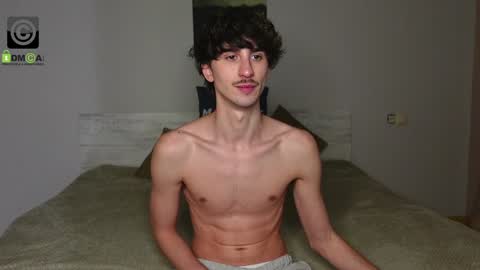 Snapshot of oliver_baker chatting on January 12, 4:40 pm Oliver Kaen online show from January 12, 4:40 pm