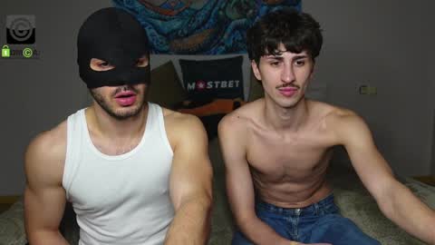 Snapshot of oliver_baker chatting on January 28, 2:53 pm Oliver Kaen online show from January 28, 2:53 pm