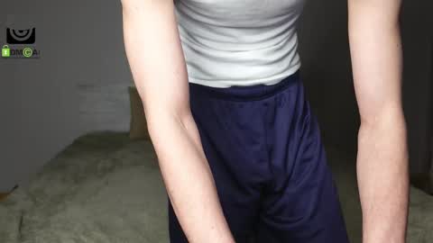 Snapshot of oliver_baker chatting on March 12, 5:49 pm Oliver Kaen online show from March 12, 5:49 pm