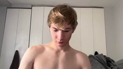 Oliver Beck online show from December 8, 6:50 pm