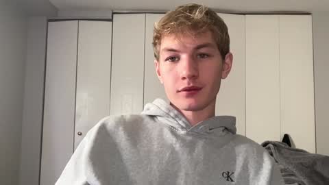 Oliver Beck online show from December 12, 2:15 am