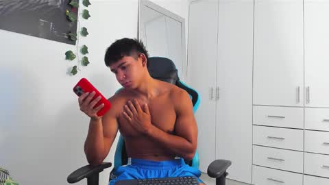 Oliver bray online show from September 11, 3:34 pm