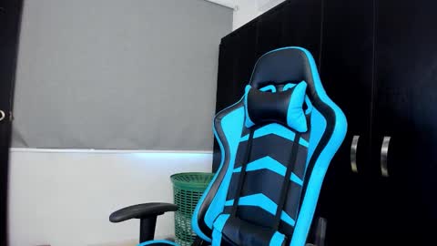 Oliver bray online show from September 27, 4:34 pm