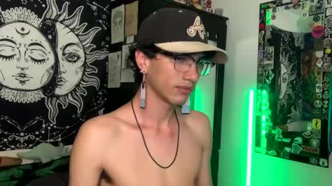 Oliver fast online show from October 4, 3:59 am