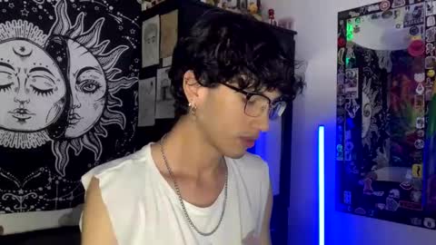 Oliver fast online show from October 18, 8:04 am