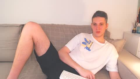 Oliver online show from December 11, 12:12 pm