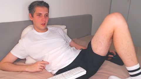 Oliver online show from September 21, 5:58 pm