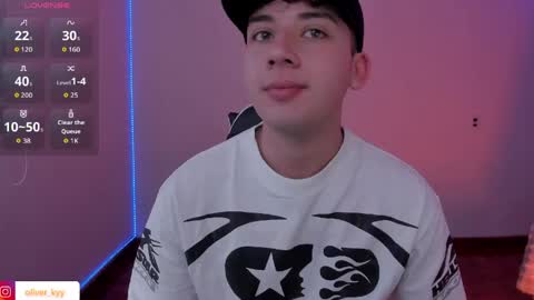 oliveeer online show from April 29, 1:26 pm