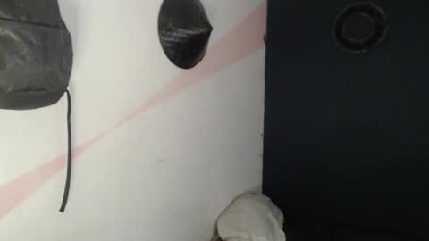 oliver_laid_2023 online show from December 15, 3:24 am