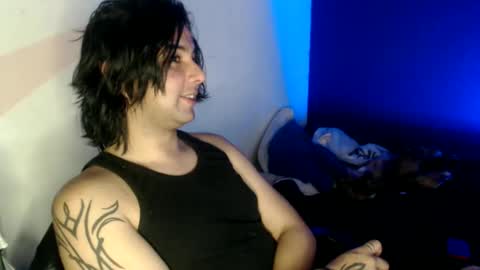 oliver_laid_2023 online show from January 18, 11:55 pm