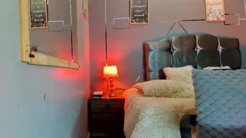 oliver mr  online show from October 31, 10:00 pm