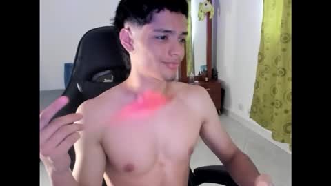 oliver_mrgn online show from September 29, 8:46 pm