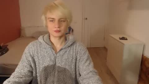 Oliver online show from January 16, 2:04 am