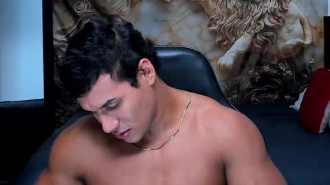 oliver_tommy online show from November 15, 1:14 am