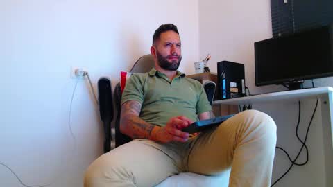 oliver online show from January 5, 5:27 pm