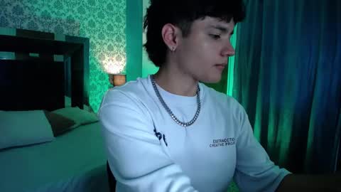Snapshot of olivermorgan69 chatting on January 7, 7:06 pm Oliver online show from January 7, 7:06 pm