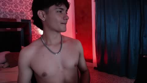 Snapshot of olivermorgan69 chatting on January 17, 8:11 pm Oliver online show from January 17, 8:11 pm
