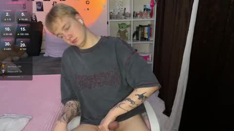 oliver online show from November 12, 11:58 pm