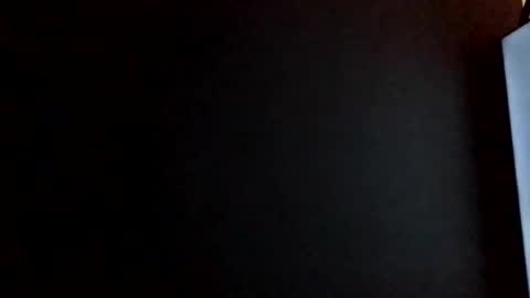 Snapshot of olivertwist1273 chatting on December 24, 8:11 am olivertwist1273 online show from December 24, 8:11 am