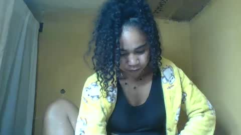 Snapshot of olivia9794 chatting on July 9, 10:58 pm olivia9794 online show from July 9, 10:58 pm