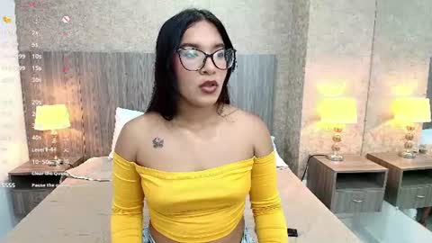 Olivia online show from August 7, 7:38 pm