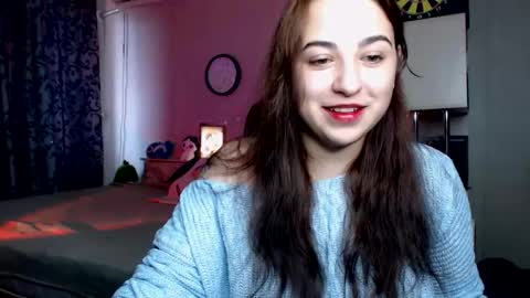 Snapshot of olivia_defo chatting on October 20, 10:49 am olivia_defo online show from October 20, 10:49 am