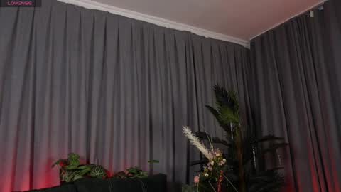 SaraConor online show from May 16, 7:27 am