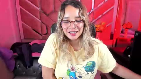 Snapshot of olivia_fox69 chatting on September 21, 2:35 am OLIVIA online show from September 21, 2:35 am