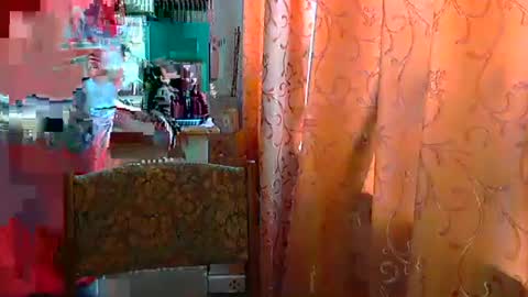 Snapshot of olivia_mia25 chatting on April 25, 2:14 pm Olivia Mia online show from April 25, 2:14 pm