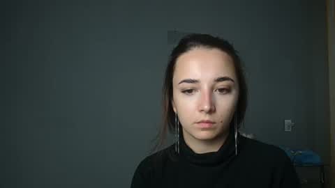 Olivia online show from September 27, 1:05 pm