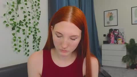  OLIVIA    online show from December 20, 11:45 pm