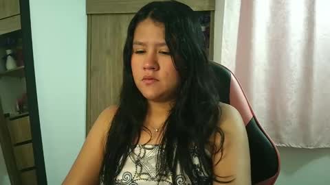 Olivia online show from November 24, 12:49 pm