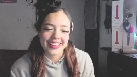 oliviabluee10 online show from July 17, 2:29 am