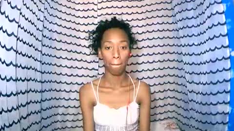 oliviah27 online show from November 1, 8:22 pm