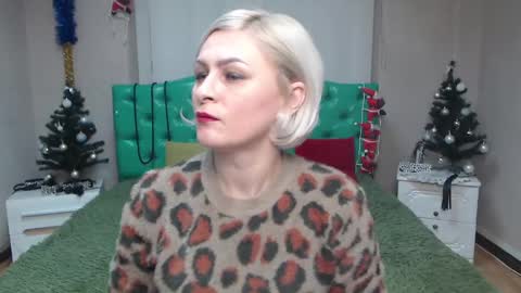 OliviaHorst online show from December 18, 6:43 am