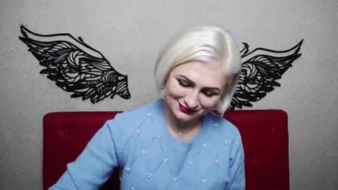 OliviaHorst online show from February 8, 3:21 pm