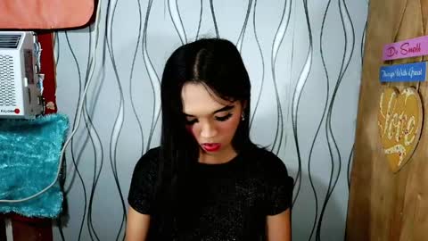 NICOLE online show from April 23, 7:05 pm