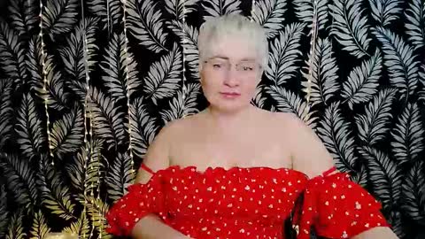 Kelly online show from March 29, 10:15 am