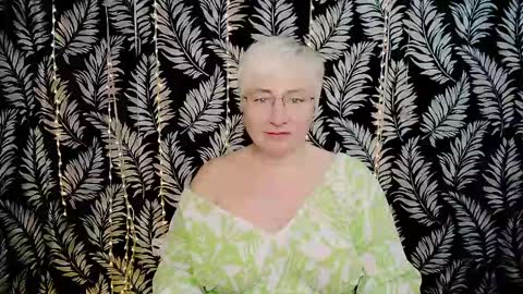 Kelly online show from April 14, 9:59 am