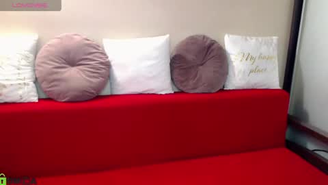 Snapshot of oliviarichi chatting on April 22, 8:28 am oliviarichi online show from April 22, 8:28 am