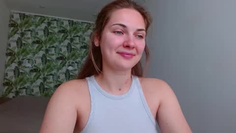 Olivia online show from September 28, 4:29 am