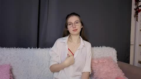 Kylie online show from December 22, 6:16 pm