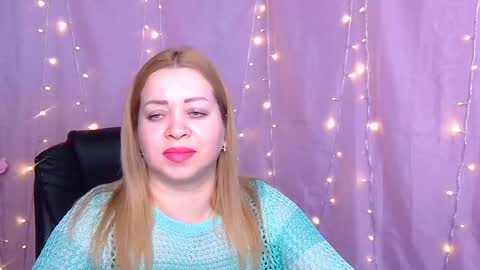 Oliviaverr online show from March 12, 1:28 pm