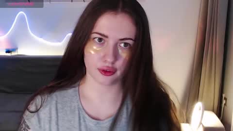 Snapshot of ollie_jamess chatting on November 21, 1:21 pm ollie_jamess online show from November 21, 1:21 pm