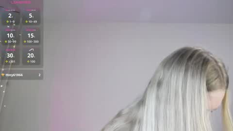 Snapshot of olliebelle chatting on November 23, 3:12 pm olliebelle online show from November 23, 3:12 pm