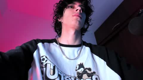     online show from December 21, 6:41 am