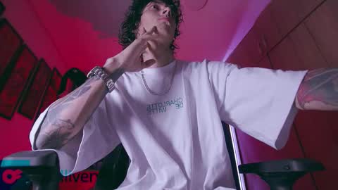     online show from December 15, 2:38 am