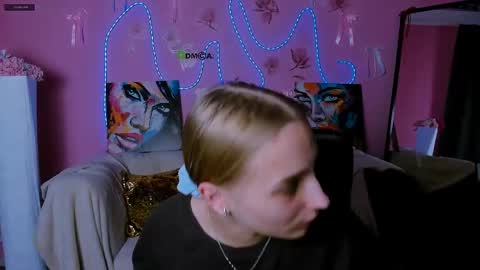 Ollivia online show from May 19, 5:47 am