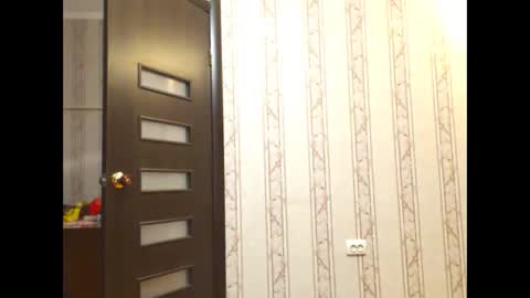 Snapshot of olvia7985 chatting on March 6, 7:43 pm olvia online show from March 6, 7:43 pm