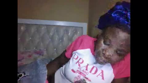 olwami4 online show from March 23, 8:24 pm